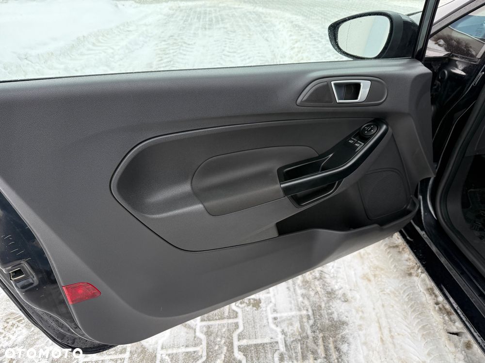 Ford Fiesta 1.0 Champions Edition - 20