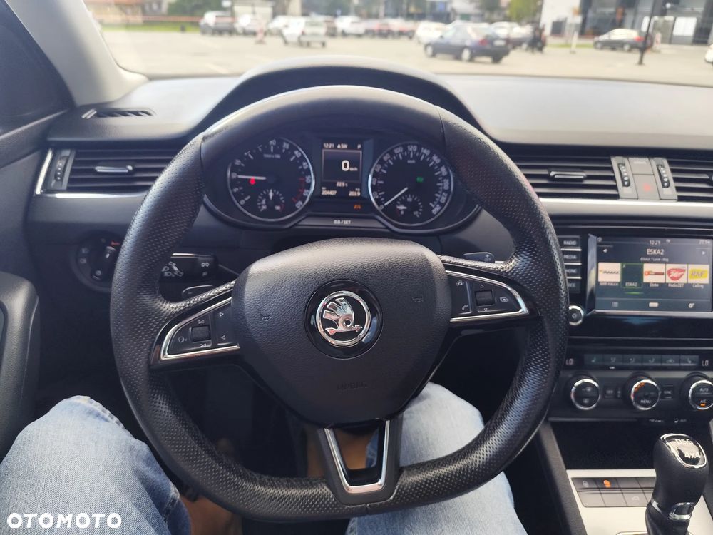 Skoda Octavia 2.0 TDI (Green tec) 4x4 DSG RS - 10
