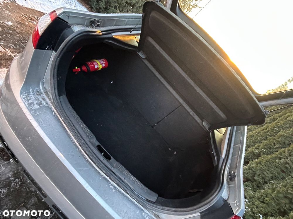 Ford Mondeo 1.8 TDCi Trend - 19