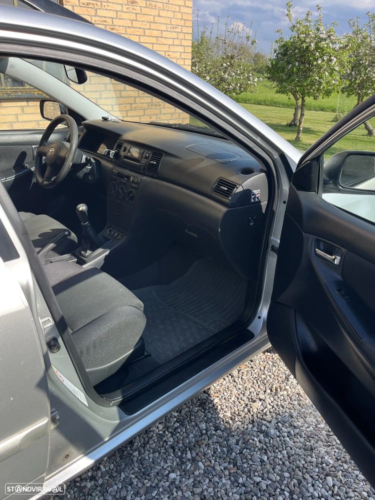 Toyota Corolla 1.4 D-4D Edition - 6