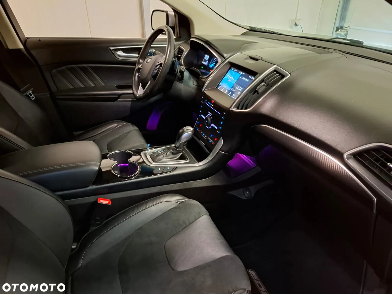 Ford Edge - 13