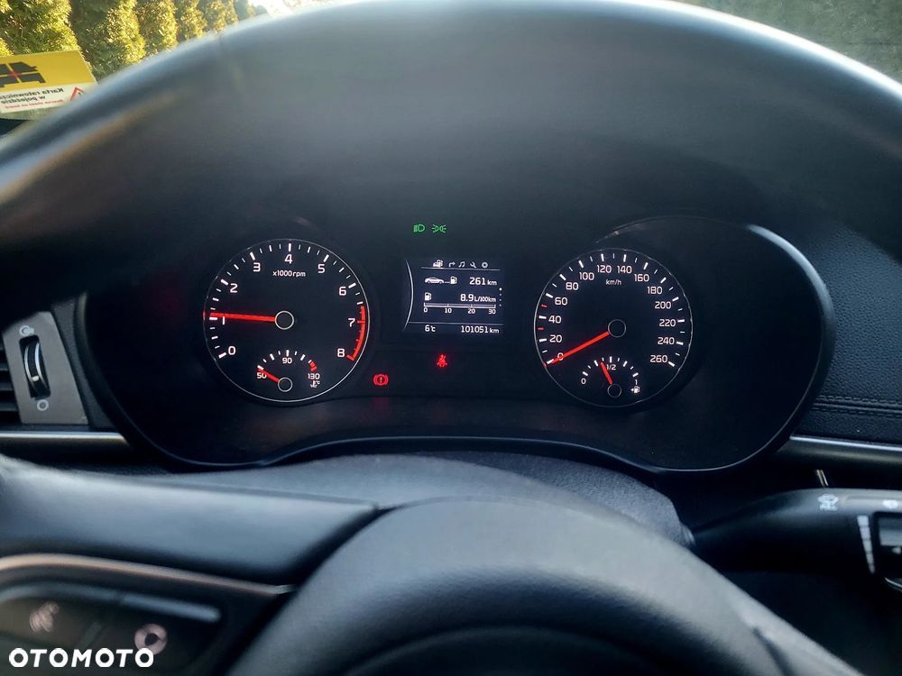 Kia Optima 2.0 M - 7