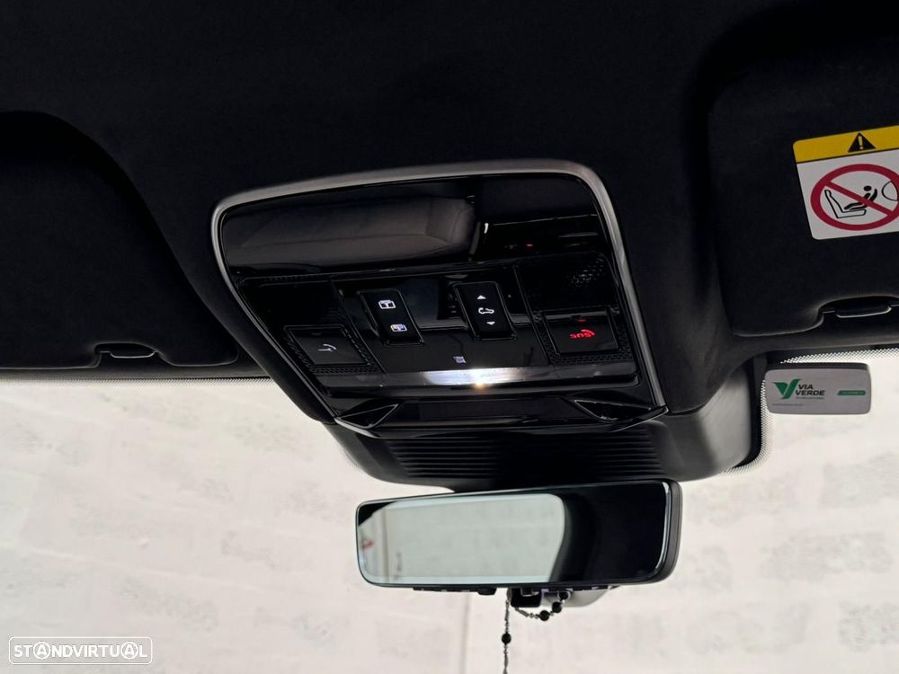 Land Rover Range Rover Sport 4.4 P530 Autobiography - 35