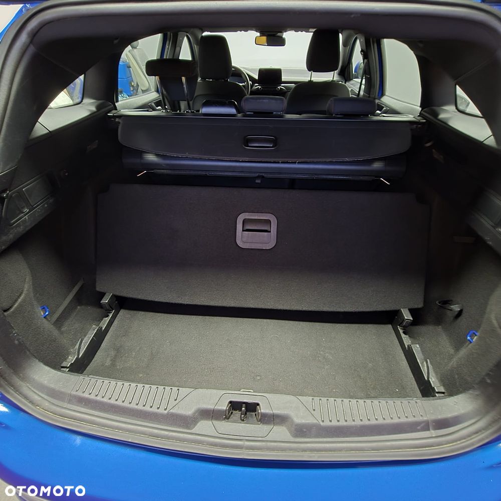 Ford Focus 1.5 EcoBlue STart-Stopp-System ST-LINE X - 32