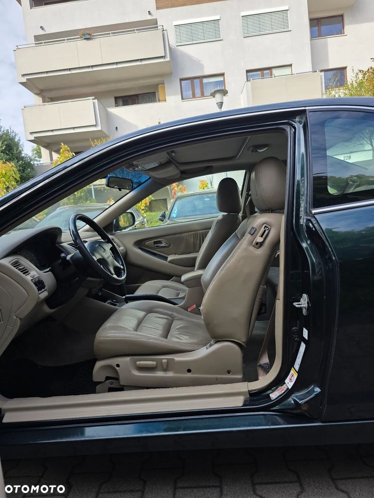Honda Accord 3.0 V6 EX - 29