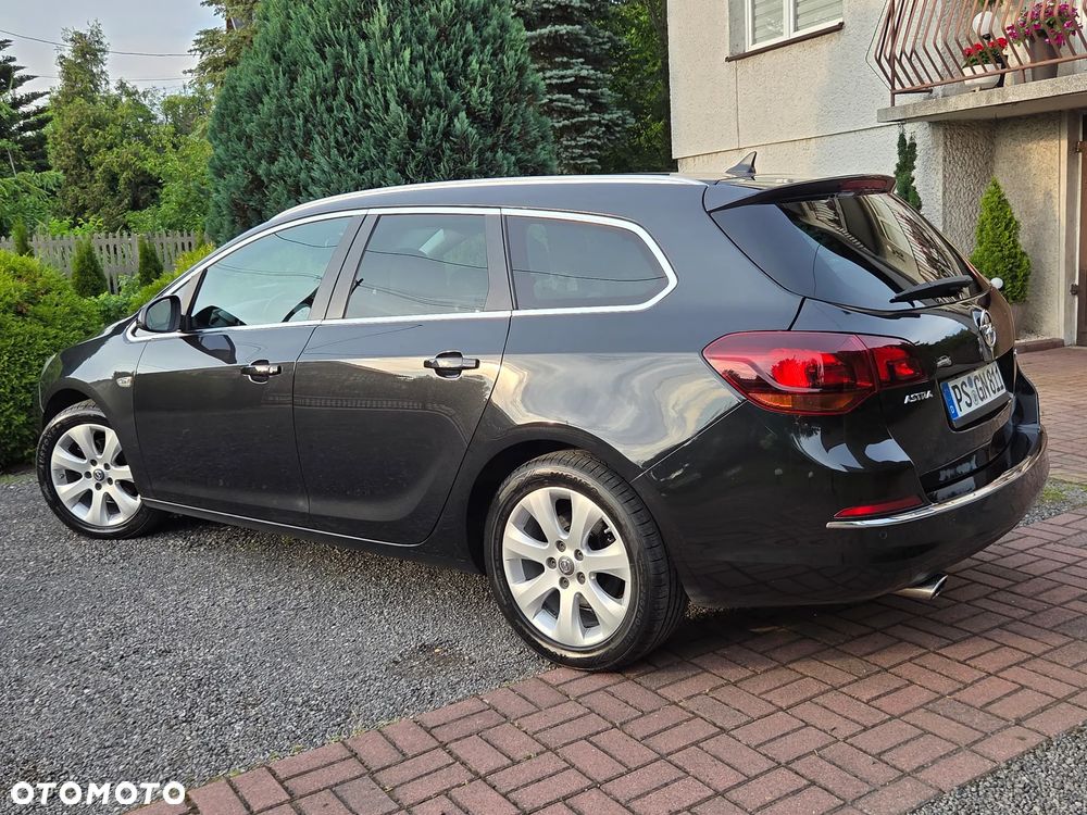 Opel Astra 2.0 CDTI DPF ecoFLEX SportsTourer Start/Stop Exklusiv - 25
