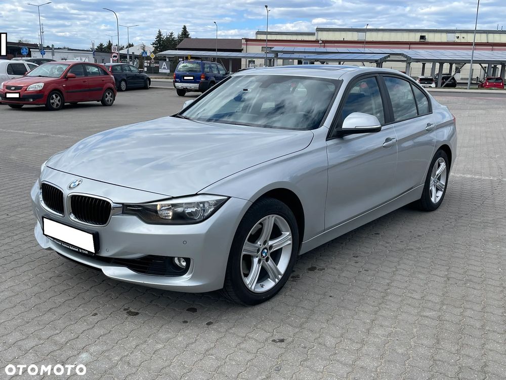 BMW Seria 3 328i xDrive Sport-Aut - 1