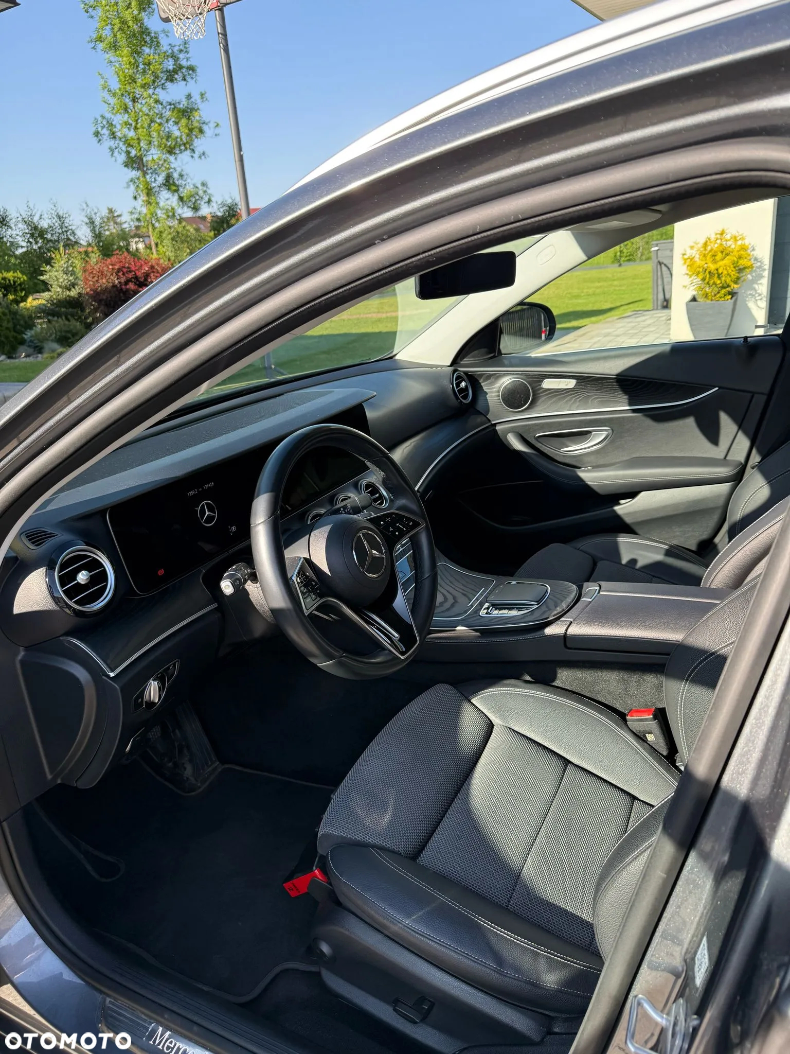 Mercedes-Benz Klasa E 220 d 4-Matic Avantgarde - 8