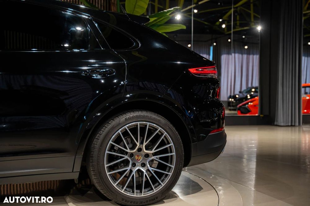Porsche Cayenne Coupe - 4