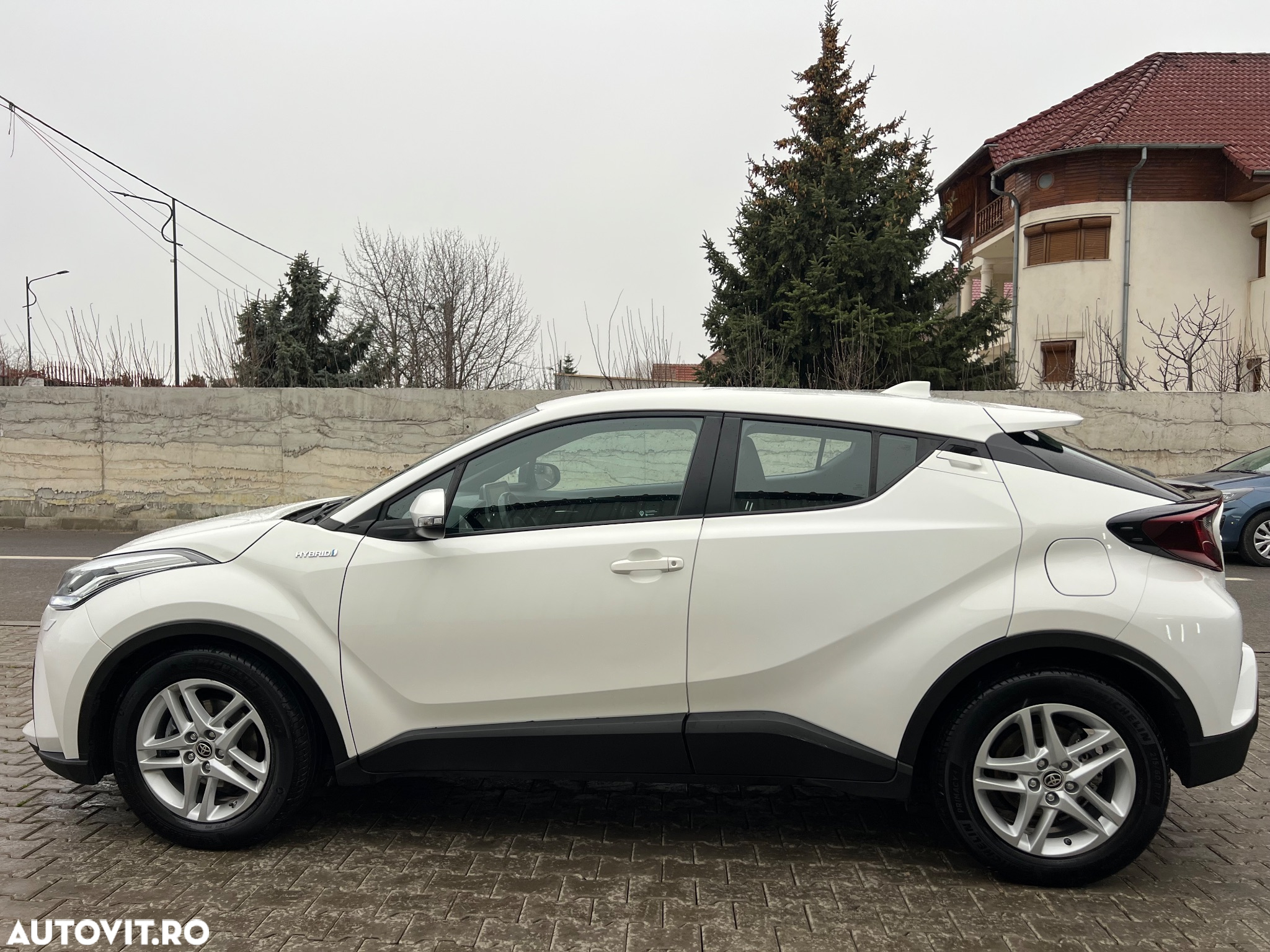 Toyota C-HR 1.8 Hybrid Business Edition - 3
