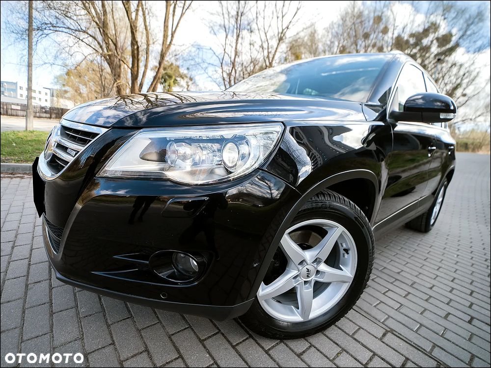 Volkswagen Tiguan - 12