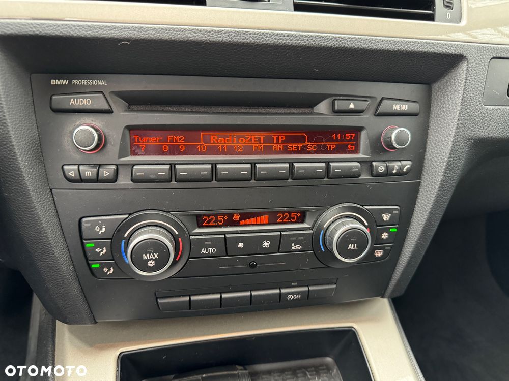 BMW Seria 3 316d Edition M Sport Shadow - 32