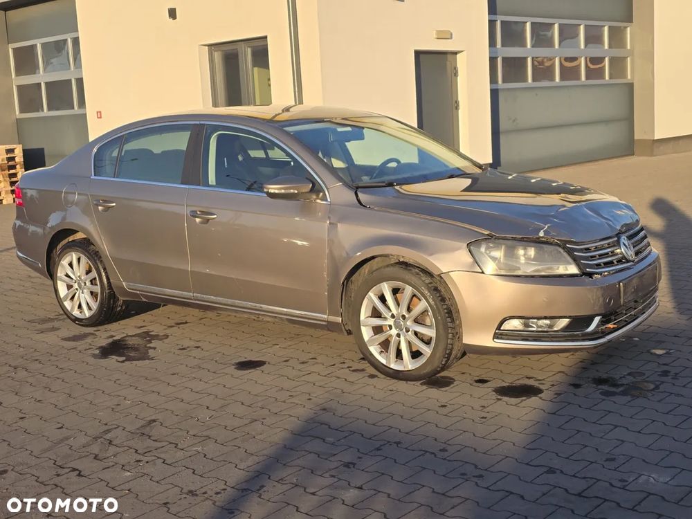 Volkswagen Passat 1.6 TDI BlueMotion Technology Highline - 5