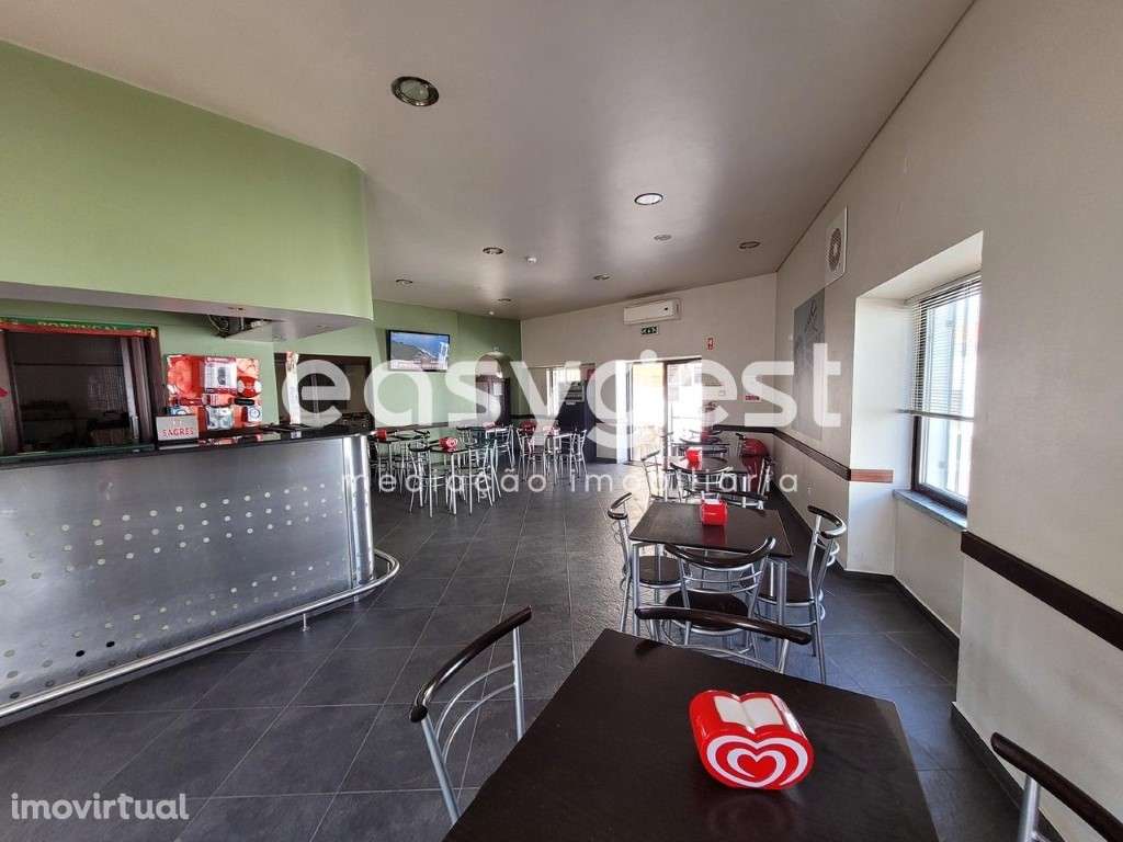 Café / Snack Bar localizado em Vale de Vargo (concelho de Serpa) - Grande imagem: 2/14