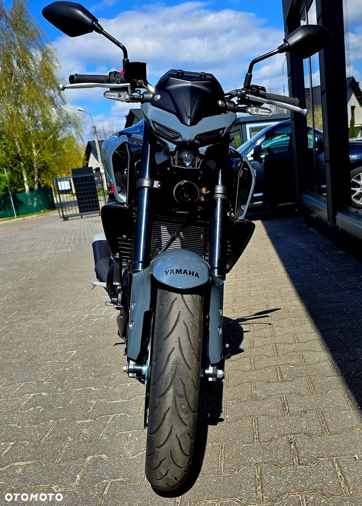 Yamaha MT - 16