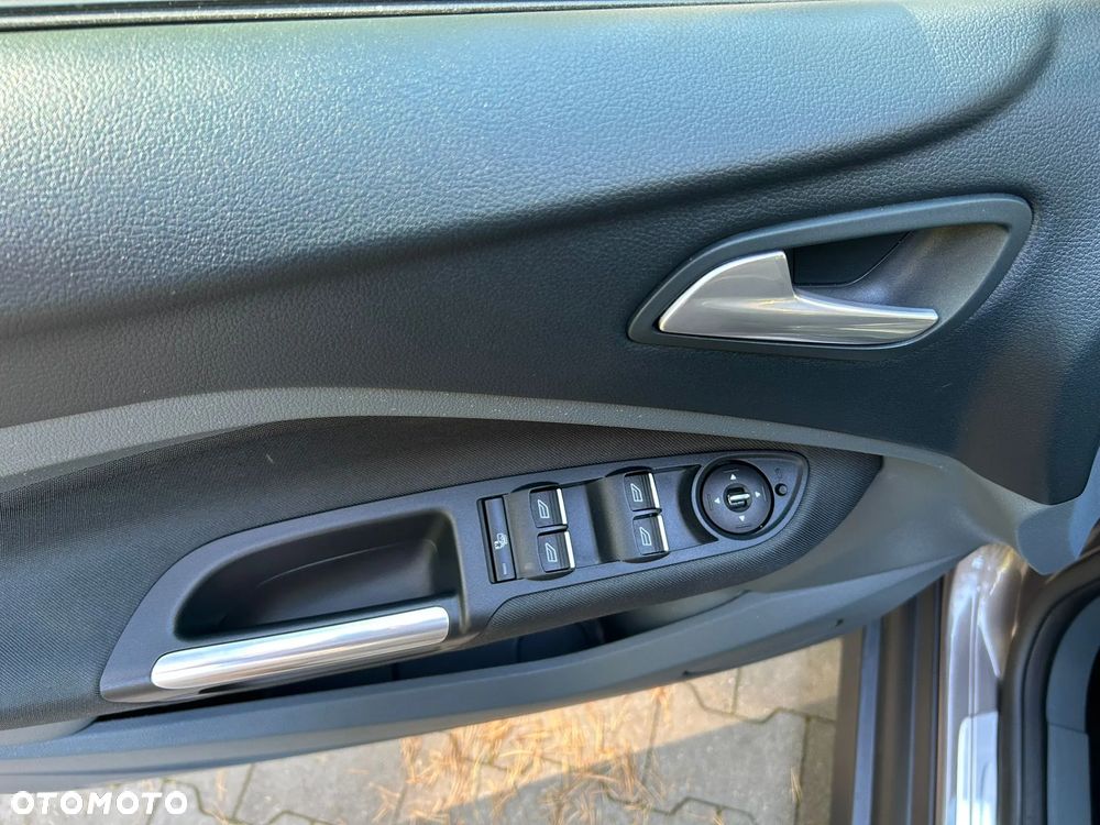 Ford C-MAX 1.6 EcoBoost Titanium - 12