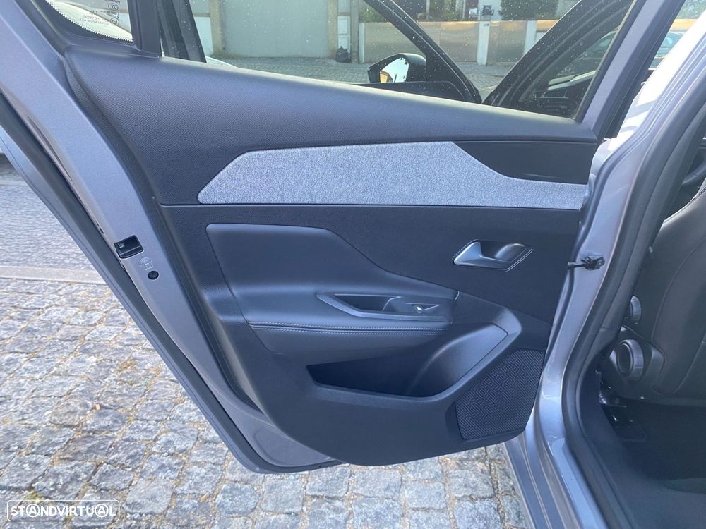Peugeot 308 1.2 PureTech Allure Full LED - 16