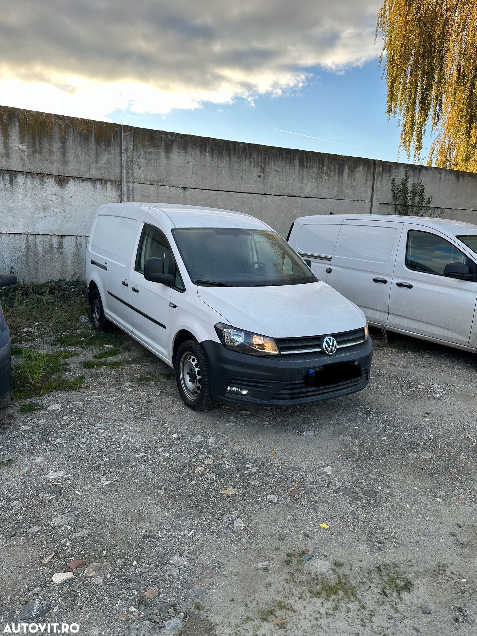 Volkswagen Caddy 1.4 TSI Maxi - 1