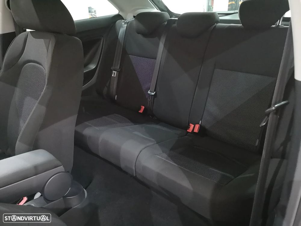 SEAT Ibiza 1.6 TDI Sport DPF - 17