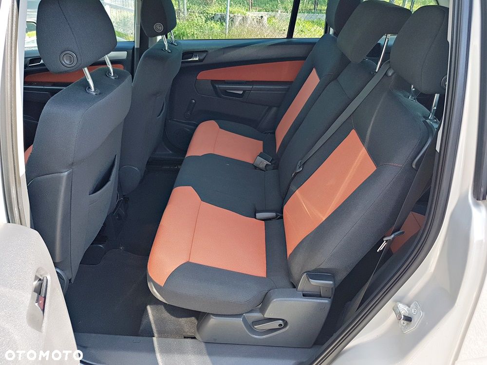 Opel Zafira 1.8 Innovation - 27