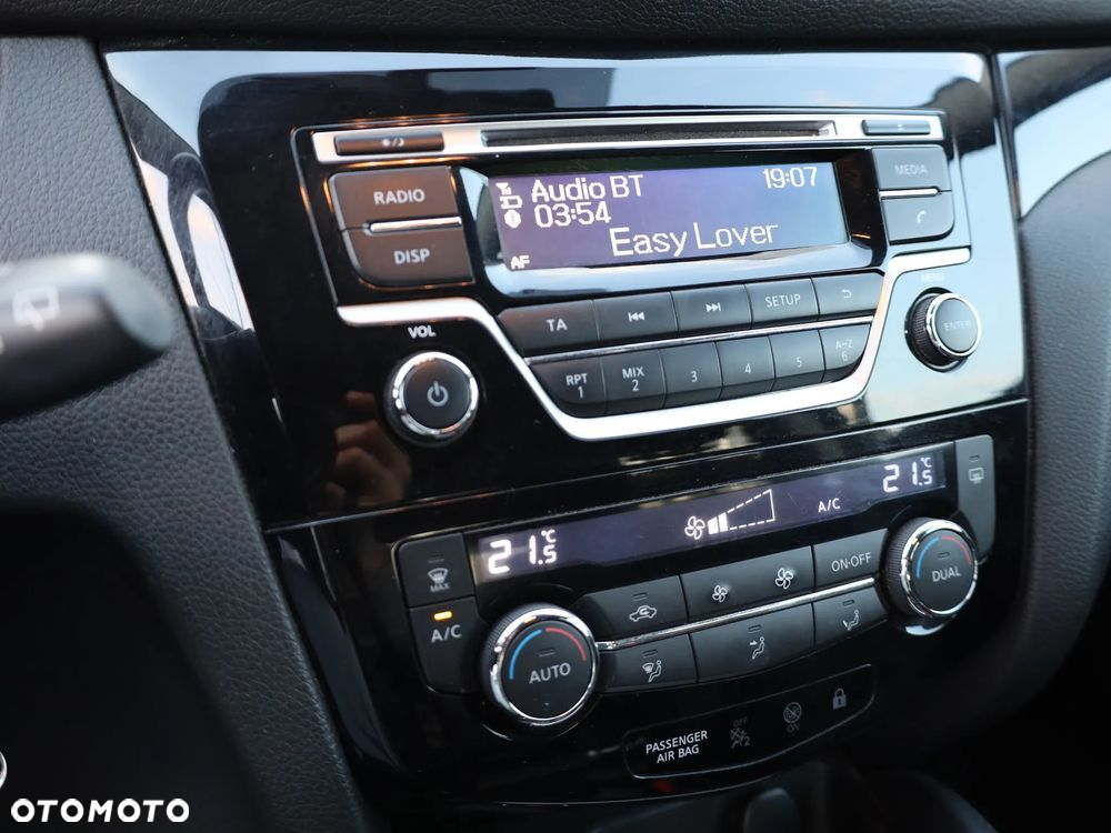Nissan Qashqai 1.2 DIG-T Acenta EU6 - 10