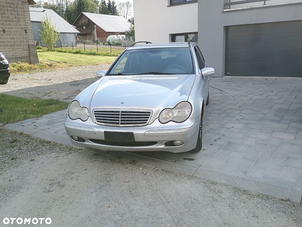 Mercedes-Benz Klasa C 200 T CDI Classic - 2