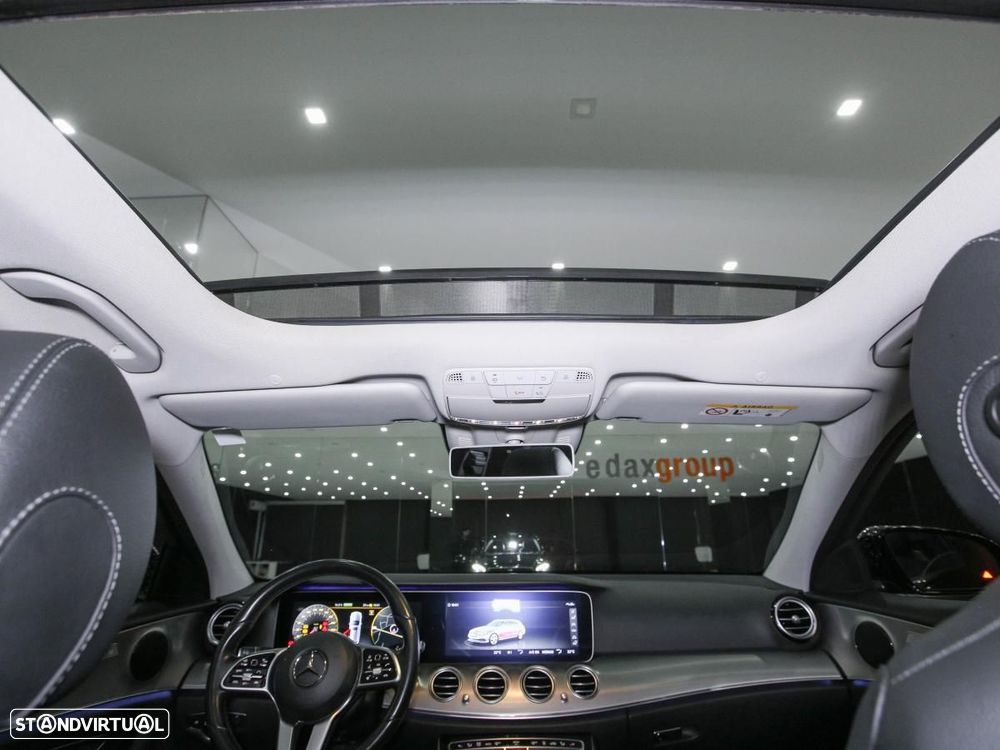 Mercedes-Benz E 300 de AMG Line - 12
