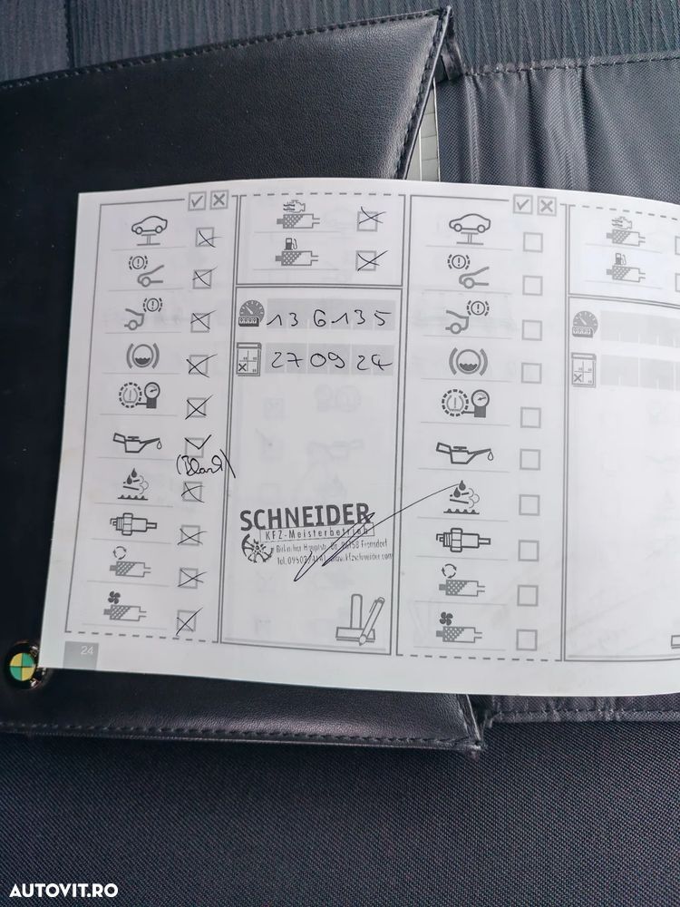 BMW Seria 1 116i - 24