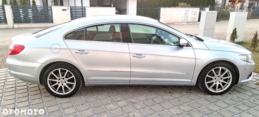 Volkswagen Passat CC - 10