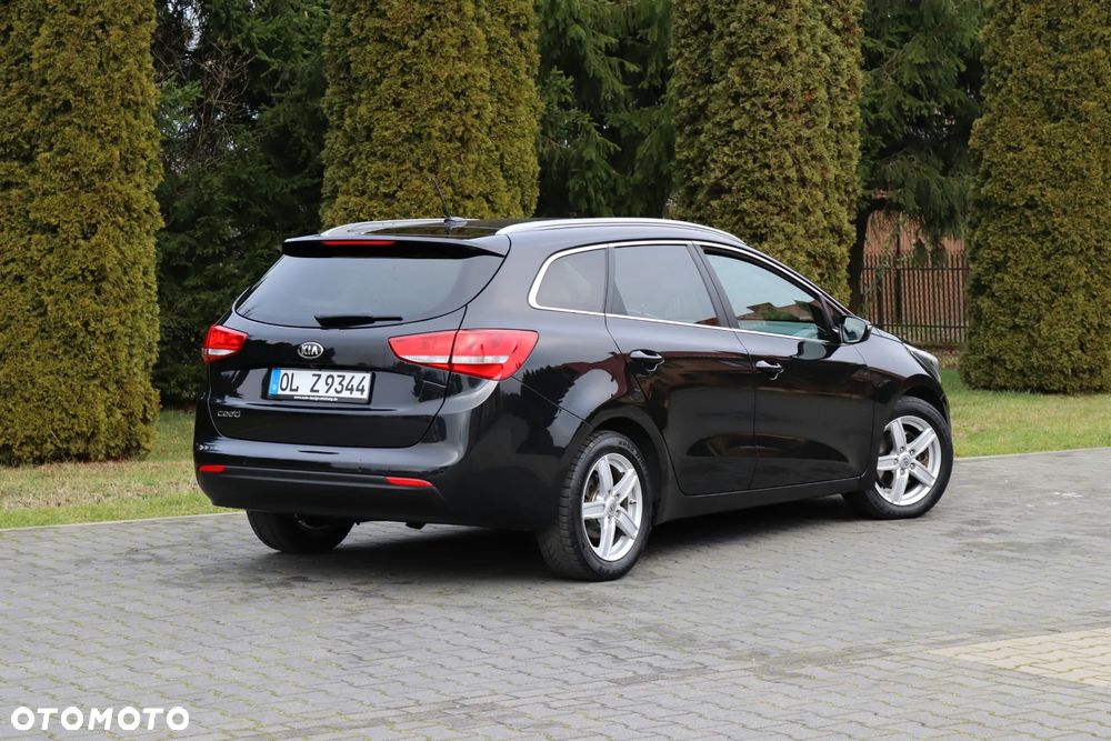 Kia Ceed 1.6 GDI DCT Platinum Edition - 17
