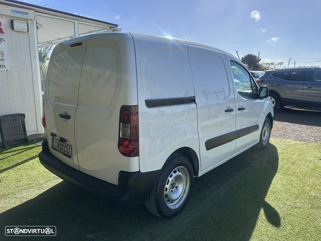 Citroën BERLINGO 3 LUGARES - 4