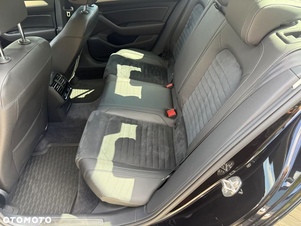 Volkswagen Passat 2.0 TDI BMT SCR 4Mot Highline DSG7 - 27