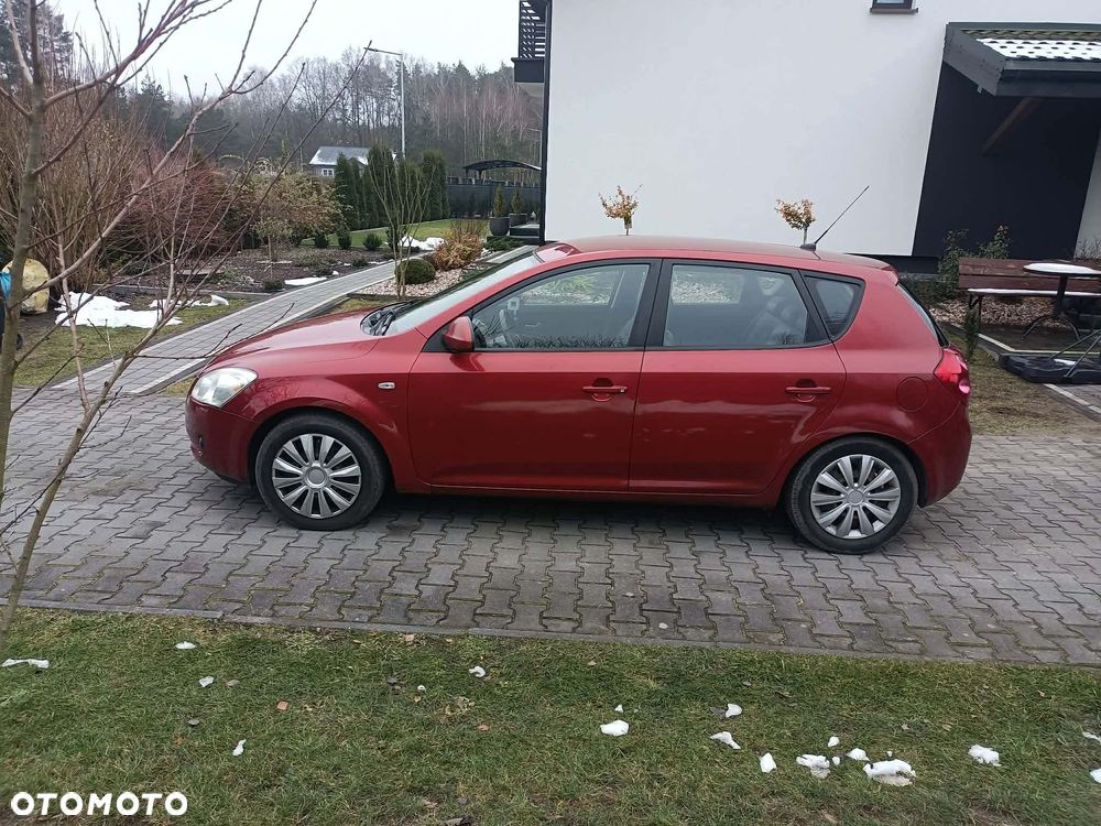 Kia Ceed 1.6 CRDi 90 ISG Vision - 3
