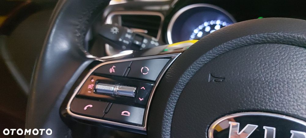 Kia Ceed - 22