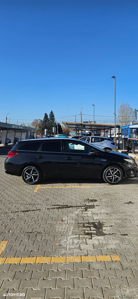 Toyota Auris - 16