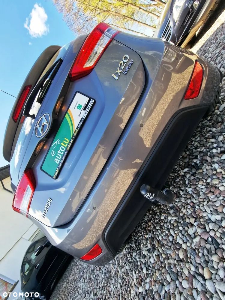 Hyundai ix20 - 24