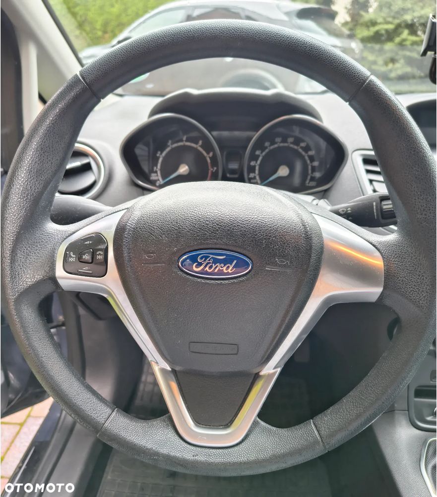 Ford Fiesta - 10