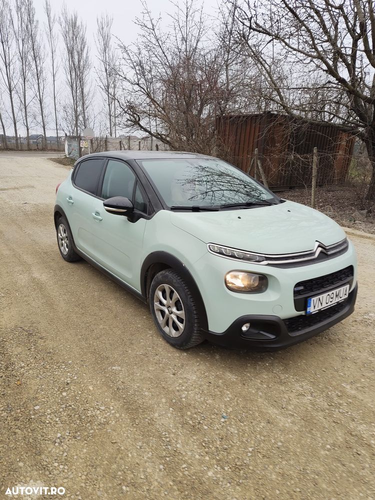 Citroën C3 Pure Tech 82 SHINE - 3