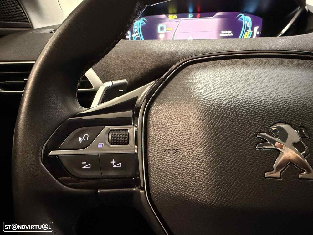 Peugeot 3008 1.6 Hybrid Allure e-EAT8 - 17