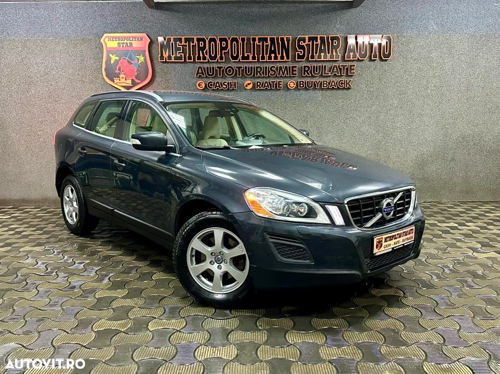Volvo XC 60 D5 AWD Aut. Momentum - 2