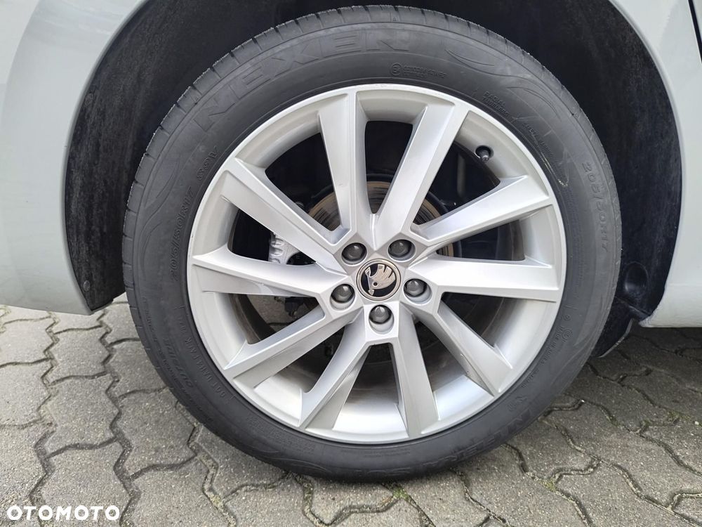 Skoda Scala 1.0 TSI Selection DSG - 10