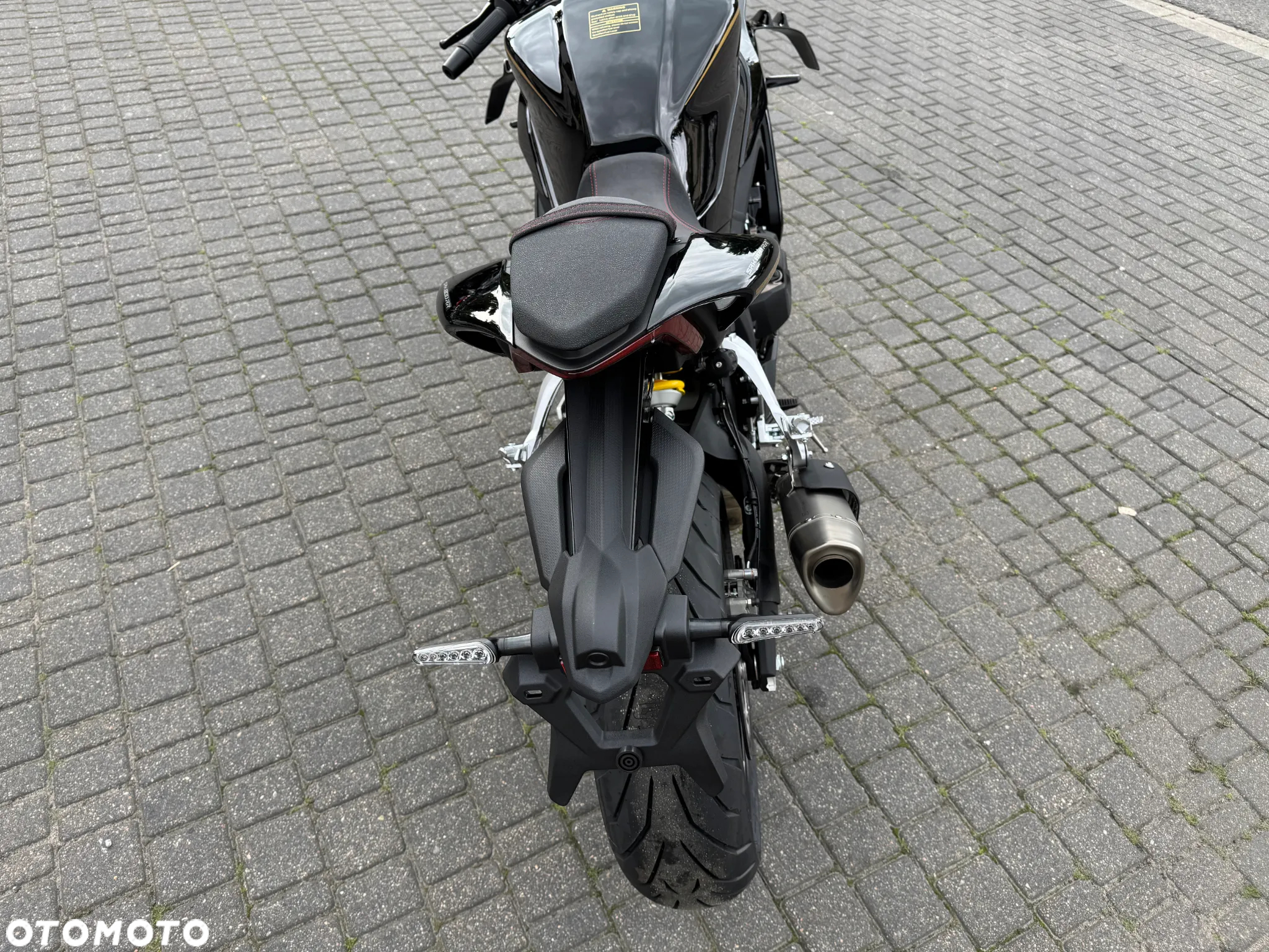 QJMOTOR SRK 800RR - 6