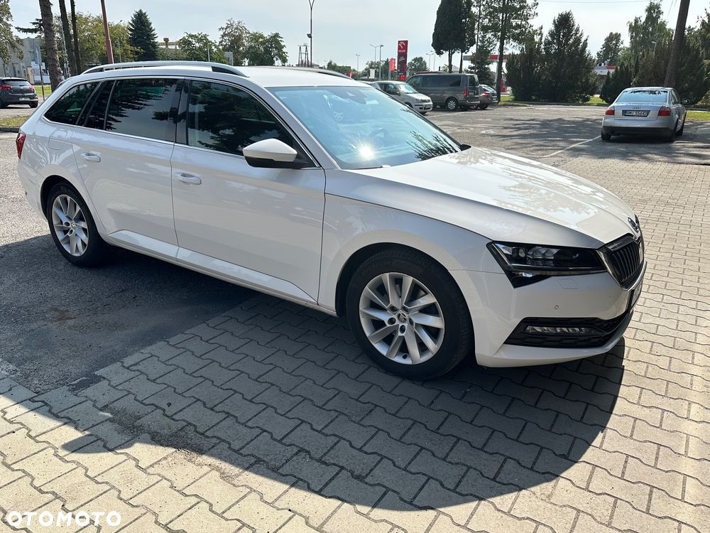 Skoda Superb 2.0 TDI SCR Ambition DSG - 2
