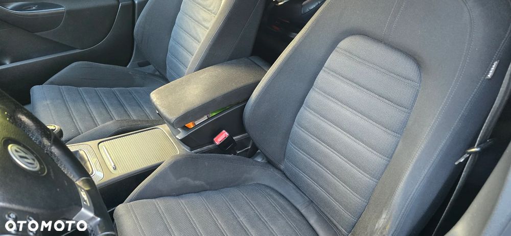 Volkswagen Passat 2.0 TDI Highline R-Style - 17