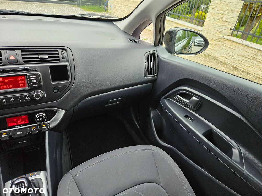 Kia Rio 1.4 Platinum Edition - 33