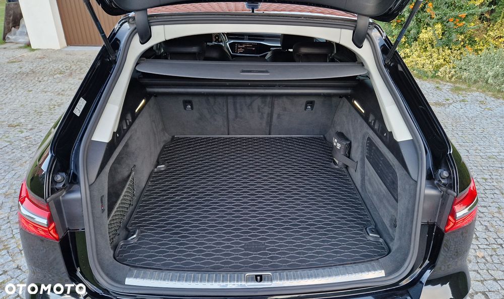 Audi A6 Avant - 32