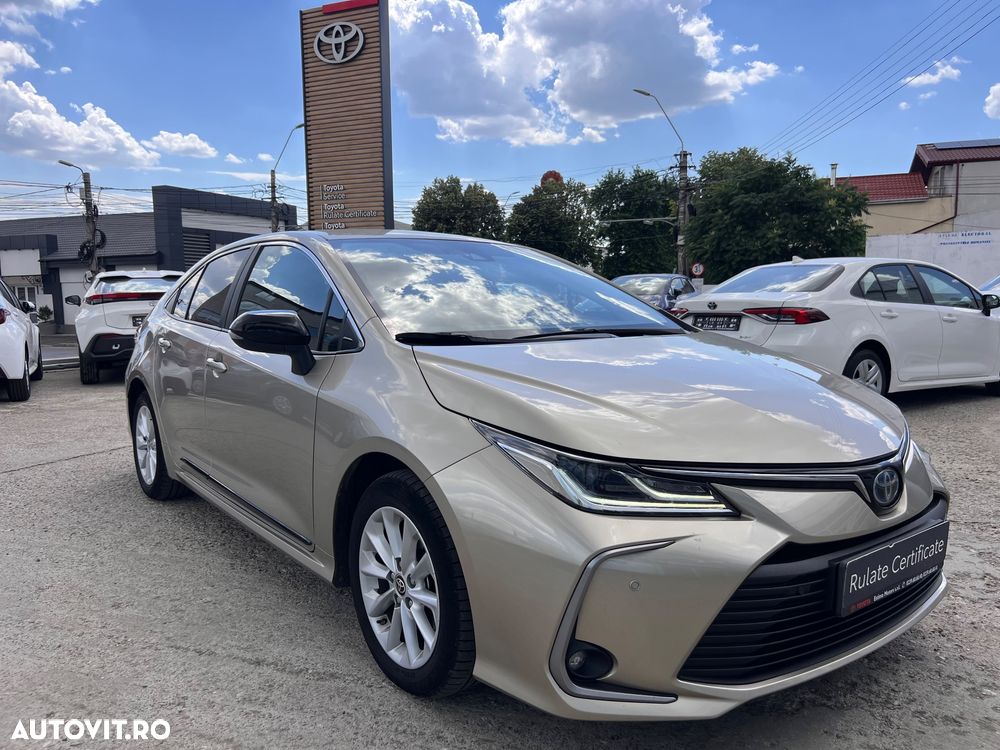 Toyota Corolla - 3