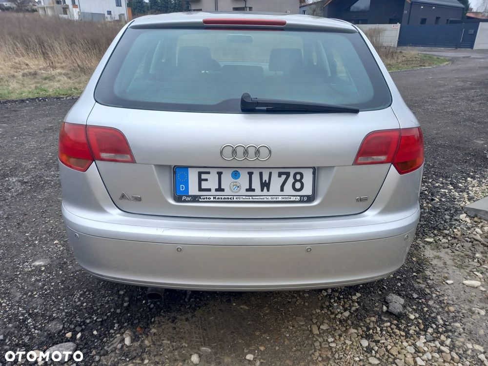 Audi A3 Sportback 1.6 Attraction - 5
