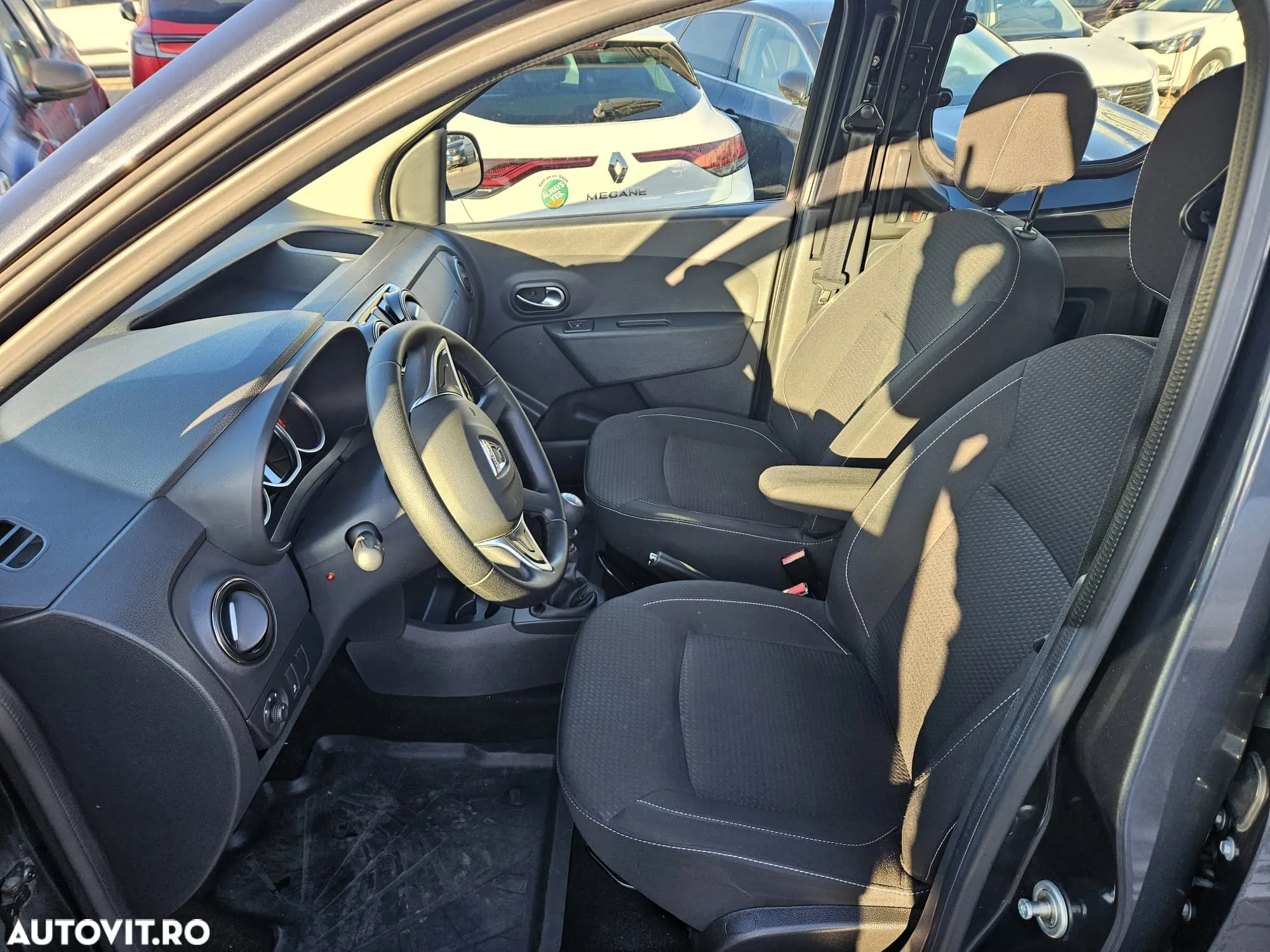 Dacia Dokker 1.5 Blue dCi Laureate - 6