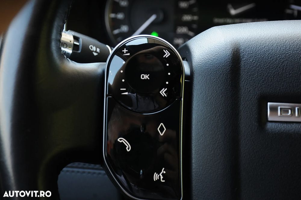 Land Rover Discovery Sport - 12